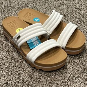 Reef Kaia 2 Bar Sandals - Size 9 - NWT